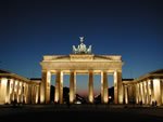 Berlin Brandenburg Gate in 2004 [Photo Berlin Tourismus www.berlin-tourist-information.de]